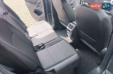 Внедорожник / Кроссовер Volkswagen Tiguan 2018 в 