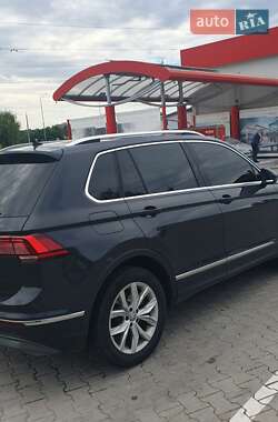 Внедорожник / Кроссовер Volkswagen Tiguan 2018 в 