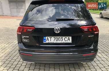 Внедорожник / Кроссовер Volkswagen Tiguan 2019 в 