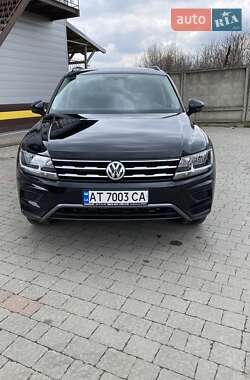 Внедорожник / Кроссовер Volkswagen Tiguan 2019 в 