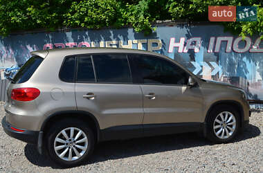 Внедорожник / Кроссовер Volkswagen Tiguan 2011 в 