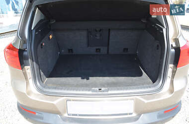 Внедорожник / Кроссовер Volkswagen Tiguan 2011 в 