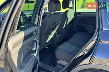 Позашляховик / Кросовер Volkswagen Tiguan 2019 в 