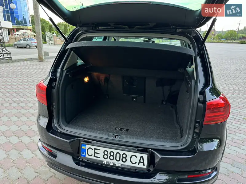 Volkswagen Tiguan 2017 VIN WVGTV7AX5HK024101 фото оголошення 43 з 98