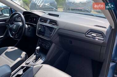 Позашляховик / Кросовер Volkswagen Tiguan 2018 в 
