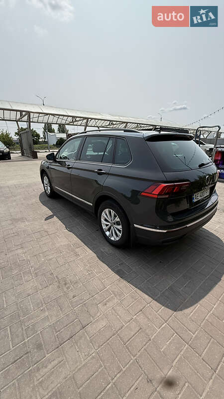 Позашляховик / Кросовер Volkswagen Tiguan 2021 в Дніпрі