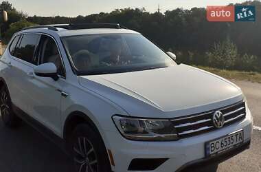 Позашляховик / Кросовер Volkswagen Tiguan 2019 в Львові