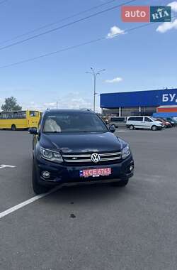 Позашляховик / Кросовер Volkswagen Tiguan 2015 в Львові