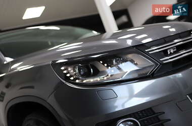 Позашляховик / Кросовер Volkswagen Tiguan 2014 в 