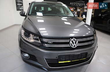 Позашляховик / Кросовер Volkswagen Tiguan 2014 в 