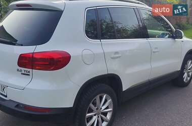 Внедорожник / Кроссовер Volkswagen Tiguan 2015 в 