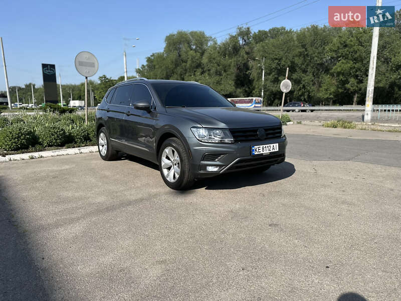 Позашляховик / Кросовер Volkswagen Tiguan 2018 в Дніпрі