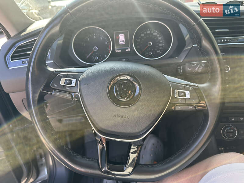 Позашляховик / Кросовер Volkswagen Tiguan 2018 в Дніпрі