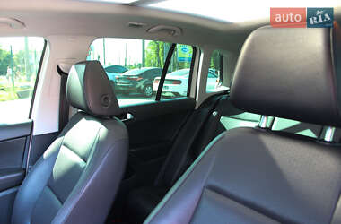Внедорожник / Кроссовер Volkswagen Tiguan 2012 в 