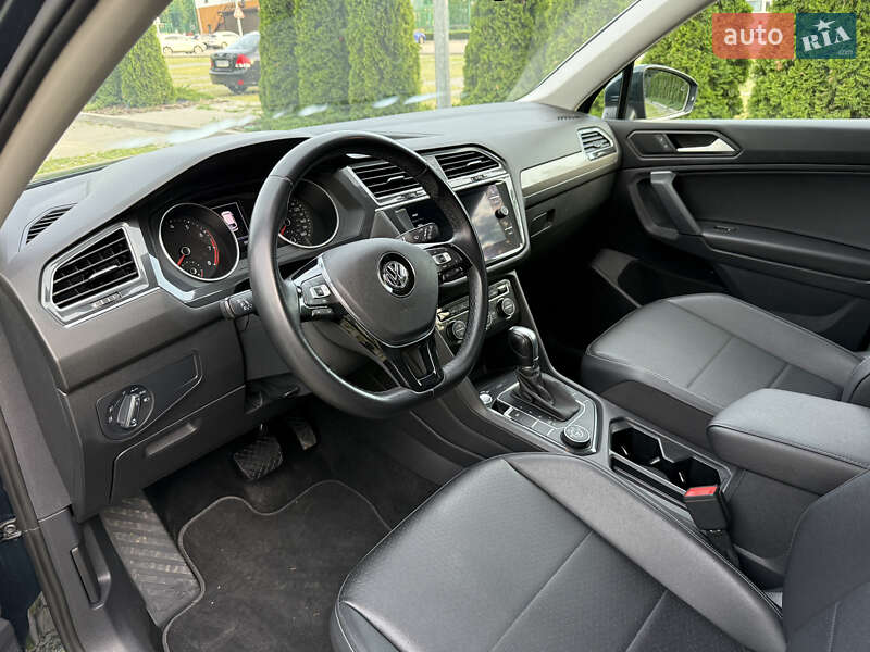 Внедорожник / Кроссовер Volkswagen Tiguan 2019 в Харькове