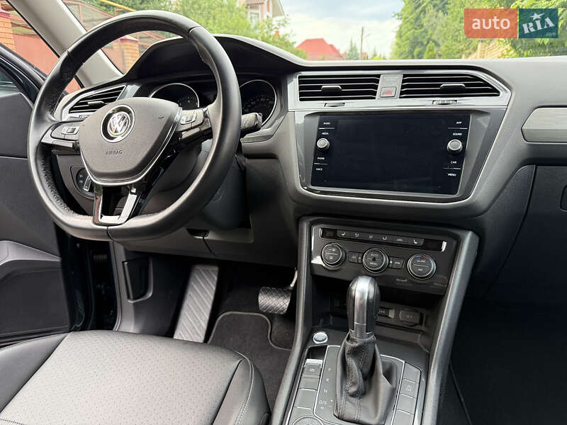 Внедорожник / Кроссовер Volkswagen Tiguan 2019 в Харькове