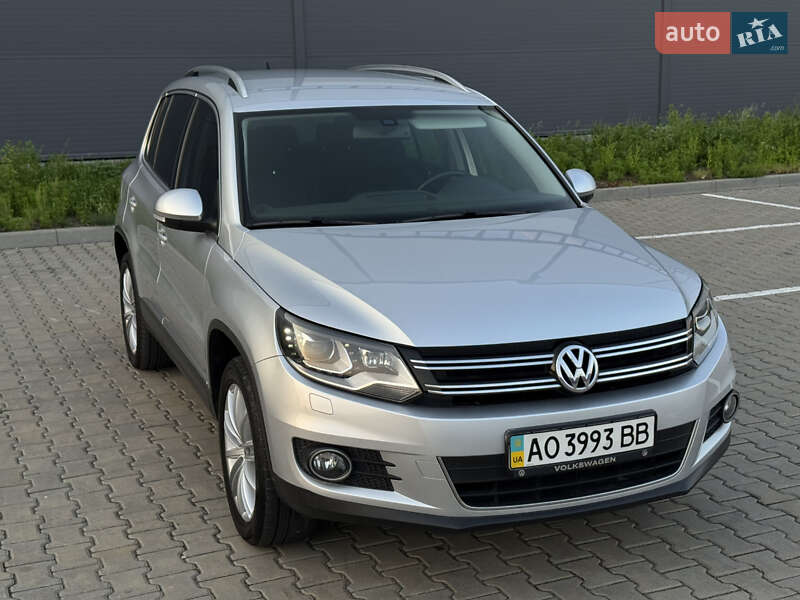 Позашляховик / Кросовер Volkswagen Tiguan 2012 в Івано-Франківську
