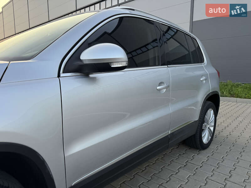 Позашляховик / Кросовер Volkswagen Tiguan 2012 в Івано-Франківську