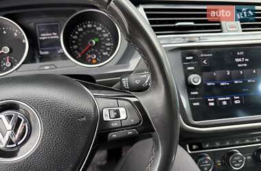 Внедорожник / Кроссовер Volkswagen Tiguan 2020 в 