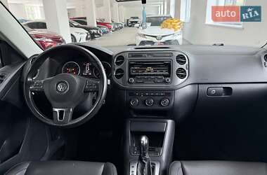 Внедорожник / Кроссовер Volkswagen Tiguan 2014 в 
