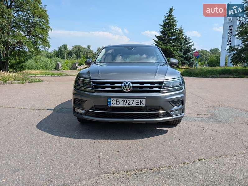 Внедорожник / Кроссовер Volkswagen Tiguan 2017 в Чернигове