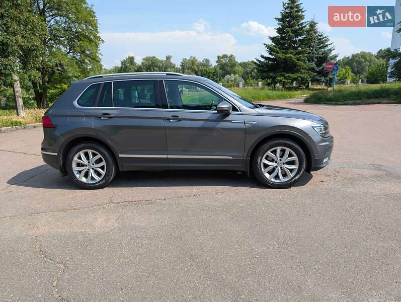 Внедорожник / Кроссовер Volkswagen Tiguan 2017 в Чернигове