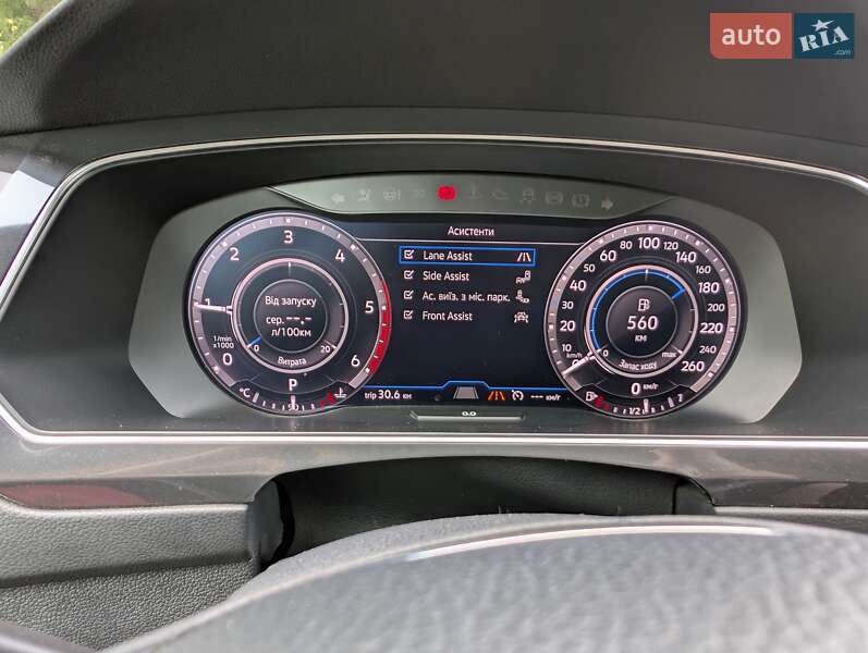 Внедорожник / Кроссовер Volkswagen Tiguan 2017 в Чернигове