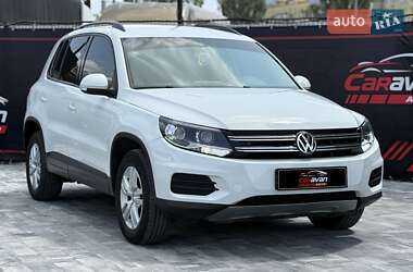 Внедорожник / Кроссовер Volkswagen Tiguan 2016 в Днепре
