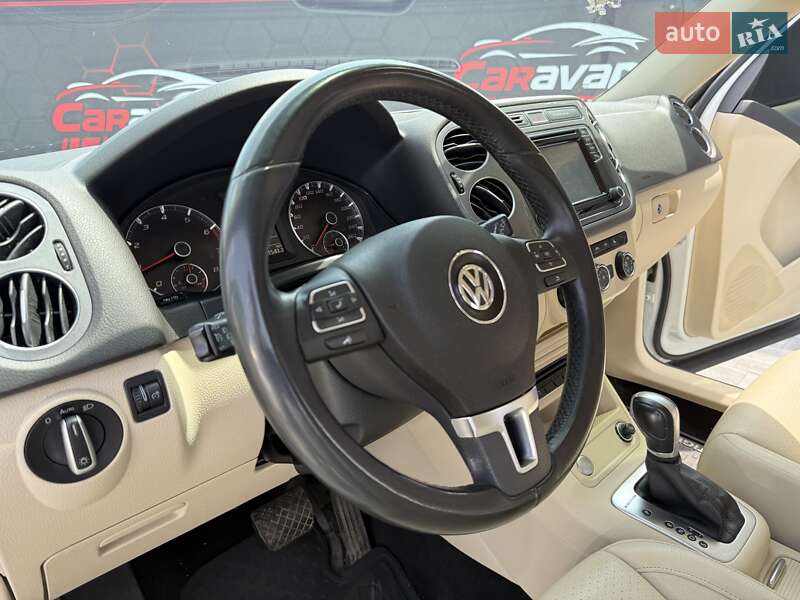 Внедорожник / Кроссовер Volkswagen Tiguan 2016 в Днепре