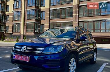 Внедорожник / Кроссовер Volkswagen Tiguan 2015 в Чернигове