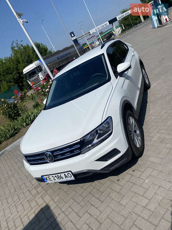 Внедорожник / Кроссовер Volkswagen Tiguan 2018 в Днепре