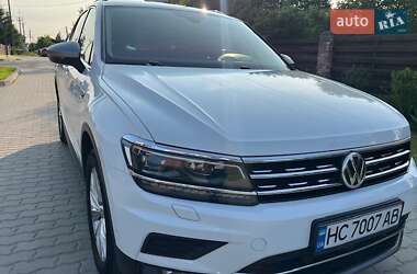 Внедорожник / Кроссовер Volkswagen Tiguan 2019 в Львове