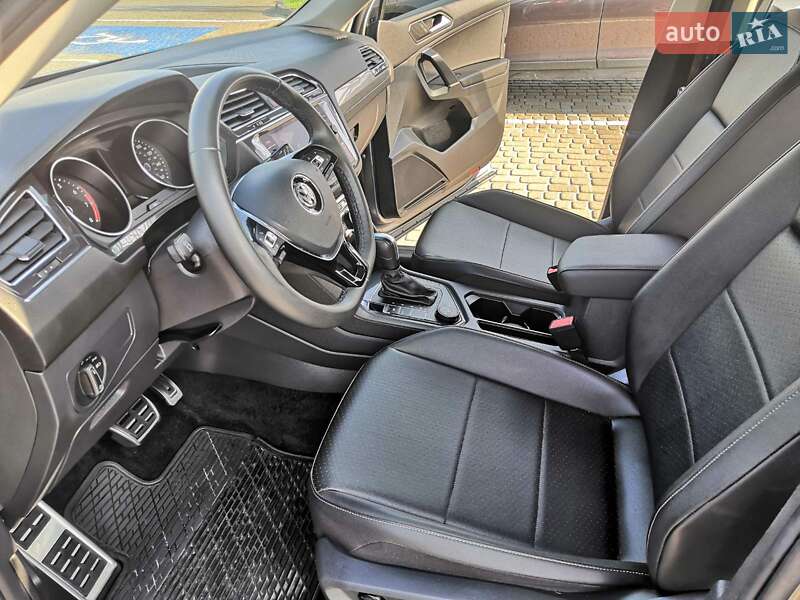 Позашляховик / Кросовер Volkswagen Tiguan 2020 в Львові фото 18 Позашляховик / Кросовер Volkswagen Tiguan 2020 в Львові