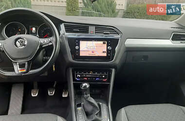 Внедорожник / Кроссовер Volkswagen Tiguan 2016 в Бродах