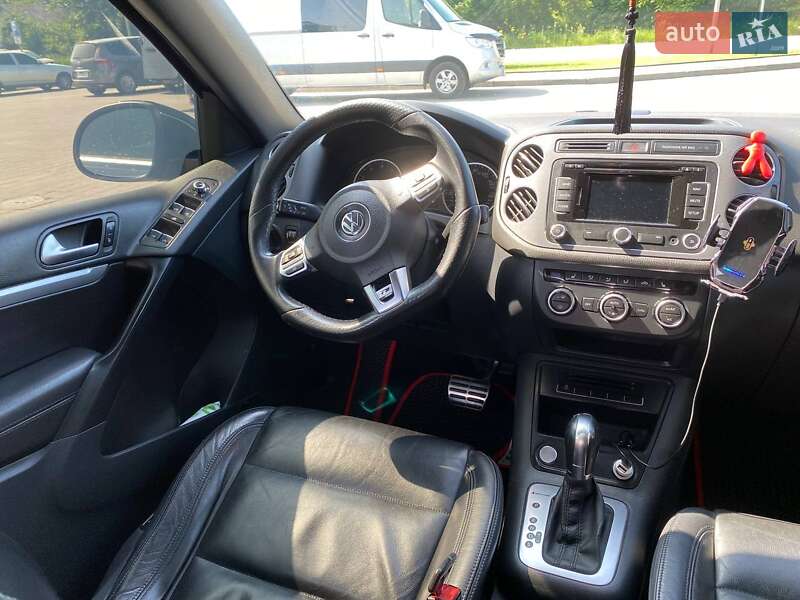 Внедорожник / Кроссовер Volkswagen Tiguan 2014 в Ивано-Франковске
