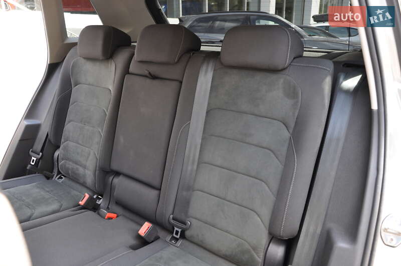 Внедорожник / Кроссовер Volkswagen Tiguan 2016 в Одессе