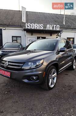 Позашляховик / Кросовер Volkswagen Tiguan 2016 в Чернігові