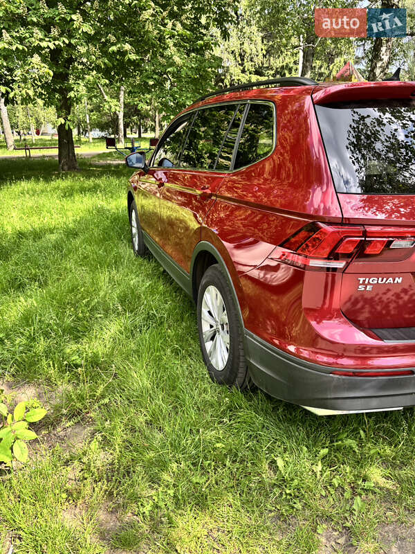 Внедорожник / Кроссовер Volkswagen Tiguan 2018 в Миргороде