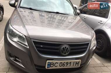 Внедорожник / Кроссовер Volkswagen Tiguan 2011 в 