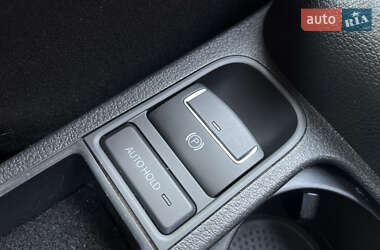Внедорожник / Кроссовер Volkswagen Tiguan 2012 в 