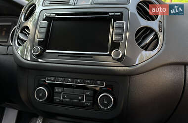 Внедорожник / Кроссовер Volkswagen Tiguan 2012 в 