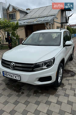 Внедорожник / Кроссовер Volkswagen Tiguan 2017 в 
