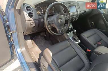 Внедорожник / Кроссовер Volkswagen Tiguan 2016 в 