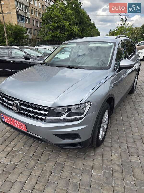 Внедорожник / Кроссовер Volkswagen Tiguan 2019 в Кривом Роге