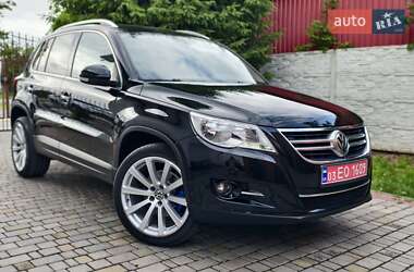 Позашляховик / Кросовер Volkswagen Tiguan 2009 в Полтаві