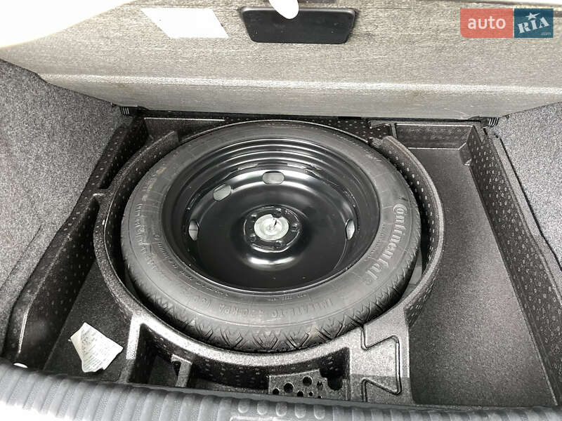Позашляховик / Кросовер Volkswagen Tiguan 2014 в Харкові