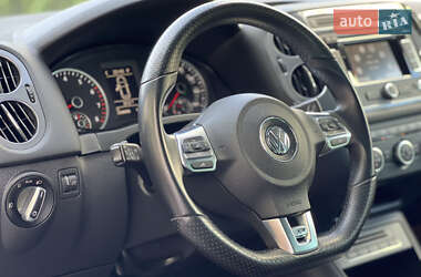Внедорожник / Кроссовер Volkswagen Tiguan 2014 в 