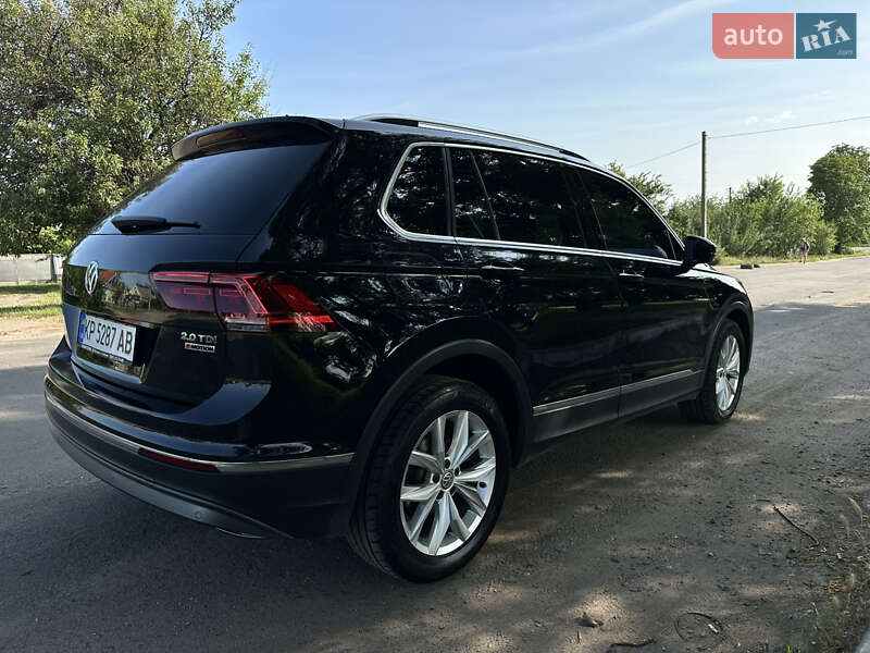 Внедорожник / Кроссовер Volkswagen Tiguan 2017 в Бородянке