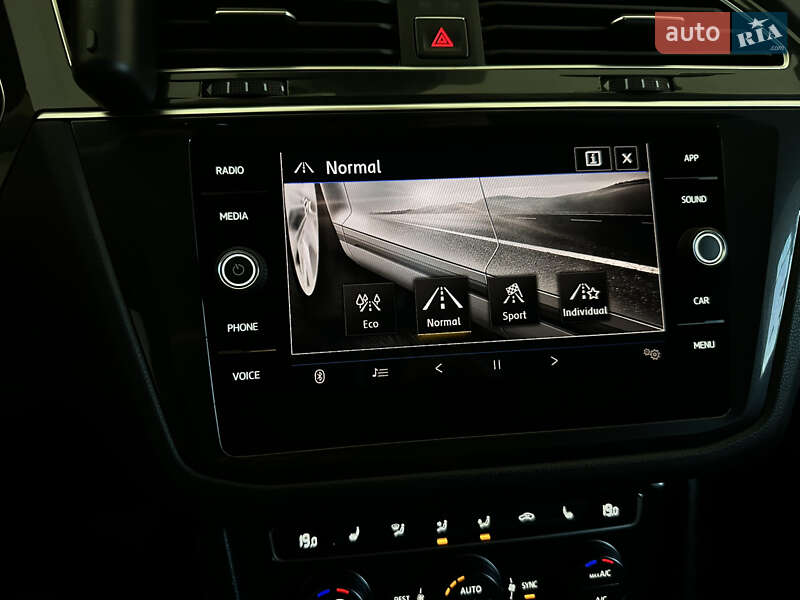 Внедорожник / Кроссовер Volkswagen Tiguan 2017 в Бородянке