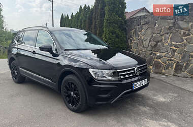 Позашляховик / Кросовер Volkswagen Tiguan 2018 в Самборі